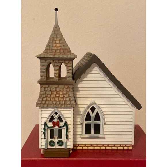 Sarah Plain and Tall LOT 4 Hallmark Holiday Christmas Village Houses 1994 - Picture 7 of 16